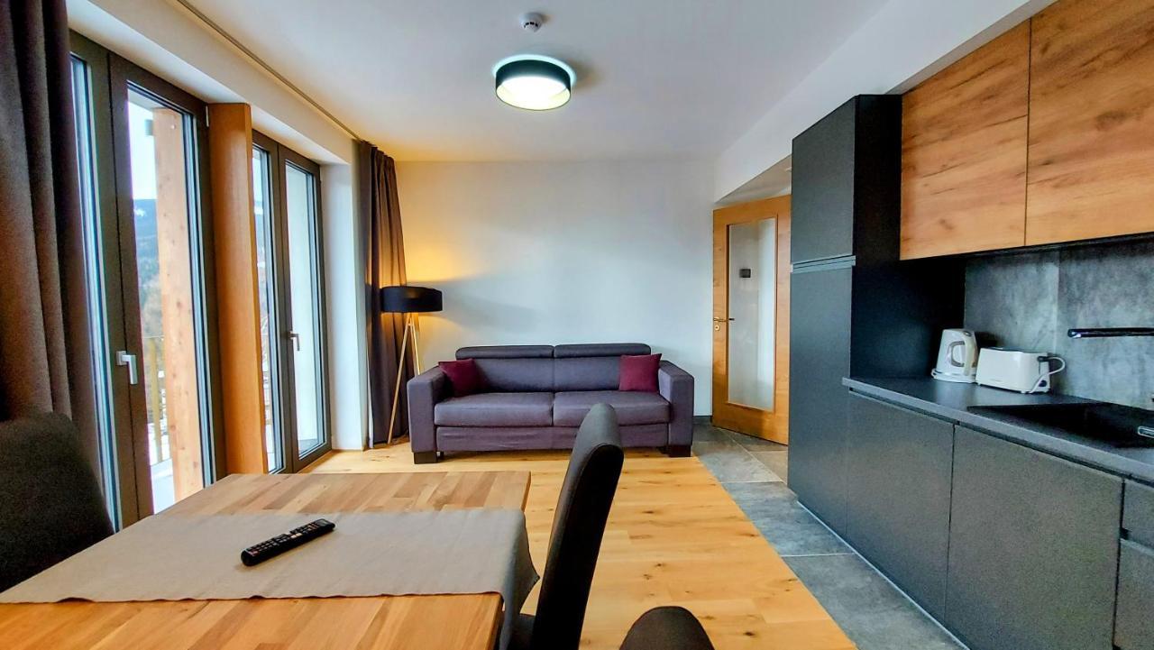 Apartments With Mountain Views Špindlerŭv Mlýn Exteriör bild