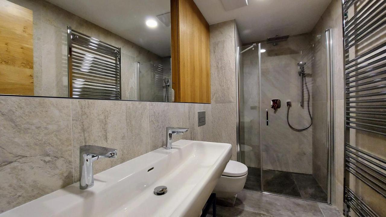 Apartments With Mountain Views Špindlerŭv Mlýn Exteriör bild